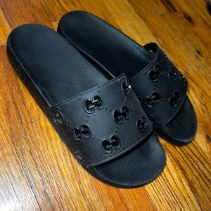 Gucci slides LIKE NEW
